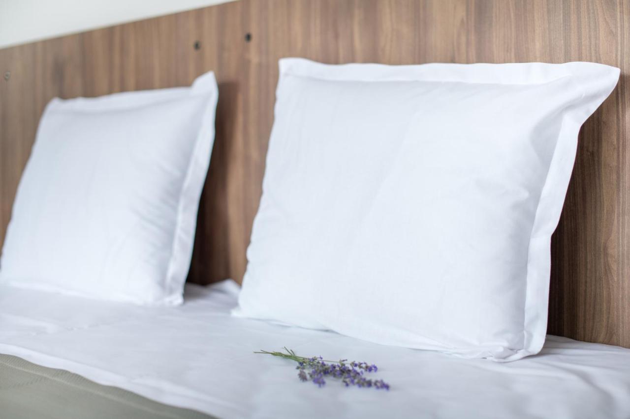 Cinema Hotel Приморсько Екстер'єр фото