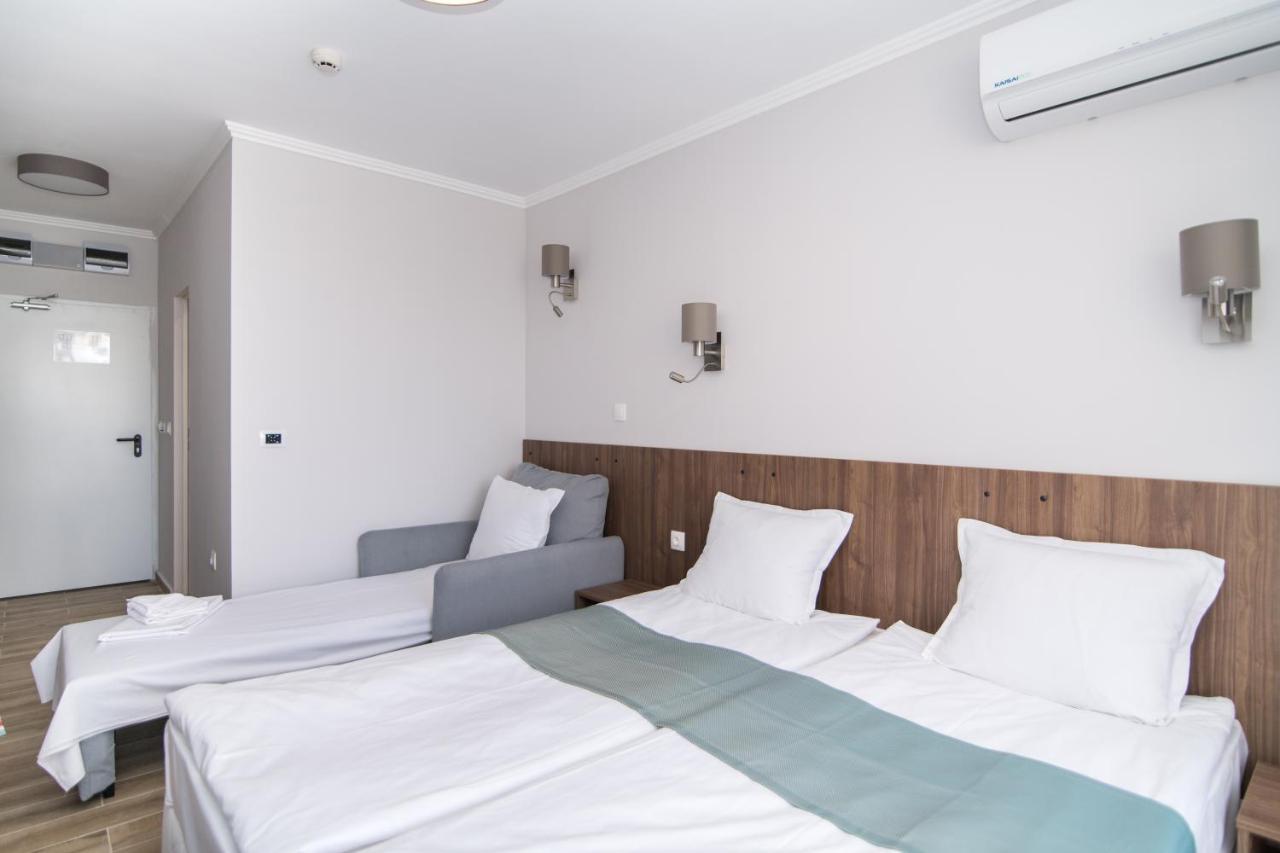 Cinema Hotel Приморсько Екстер'єр фото