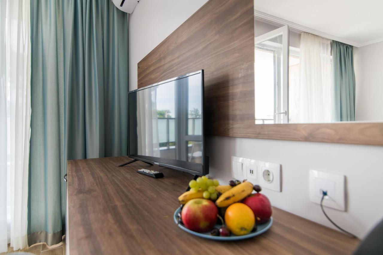 Cinema Hotel Приморсько Екстер'єр фото